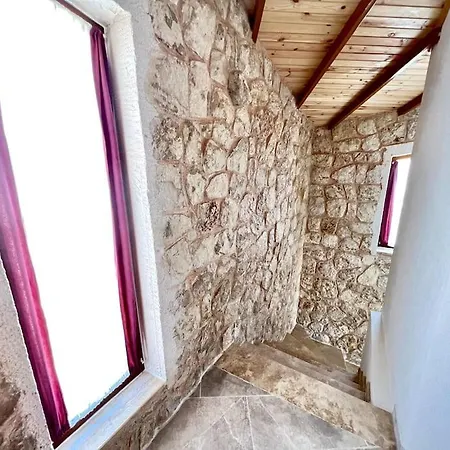Doga Manzarali Tas Szálloda Kaş